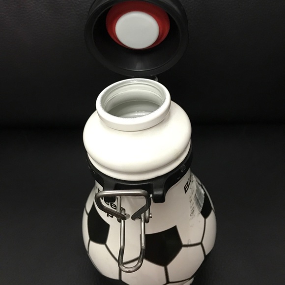 Soccer World Cup beer/ water porcelain lidded cup 1 L Germany Berliner Burgerbra - Picture 9 of 10